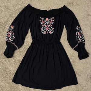 Hollister Off-Shoulder Dress with Floral Embroidery